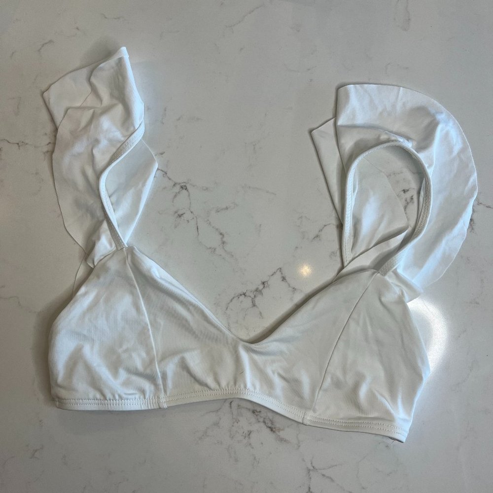 L*SPACE Harper Top in White, Size Small